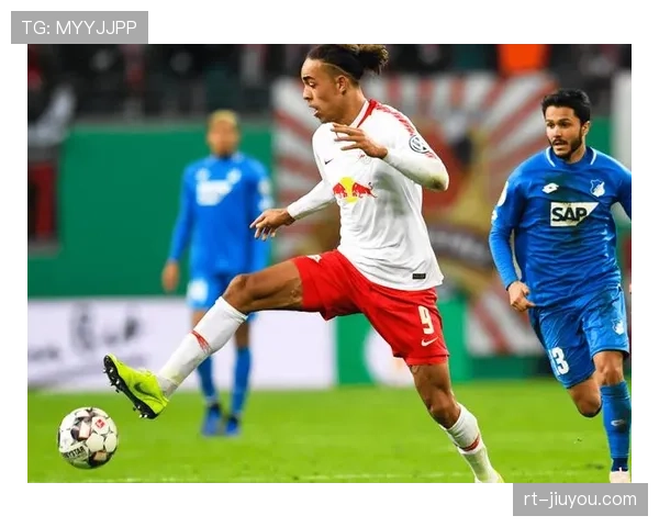 聚焦：18岁小将首次德甲首发即进球，成为俱乐部最年轻进球者